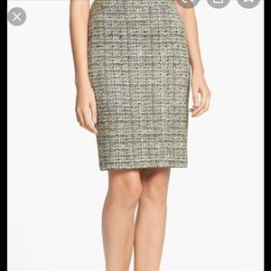 St John knit skirt. NWT